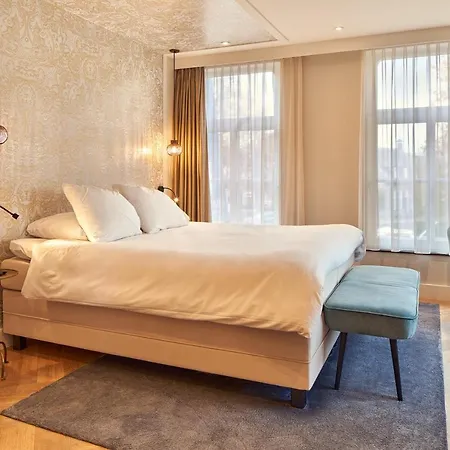 The Yard Zuidkade 4*