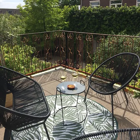 The Yard Zuidkade 4*