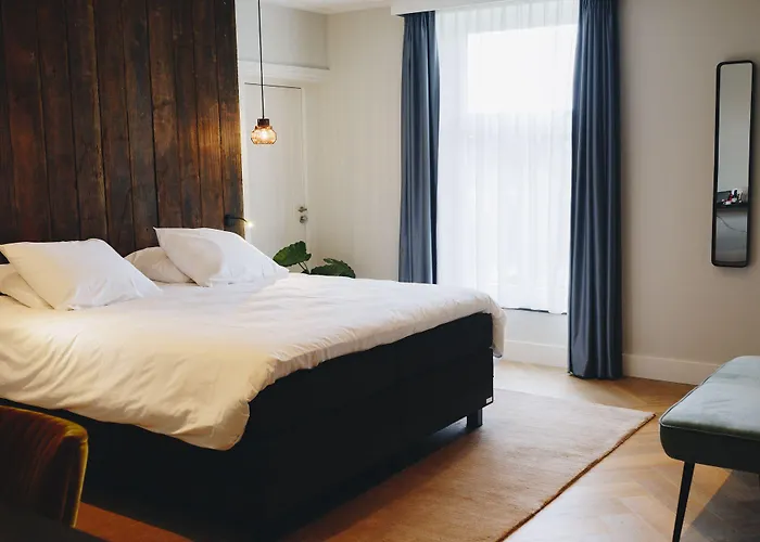 Hotel The Yard Zuidkade 4*