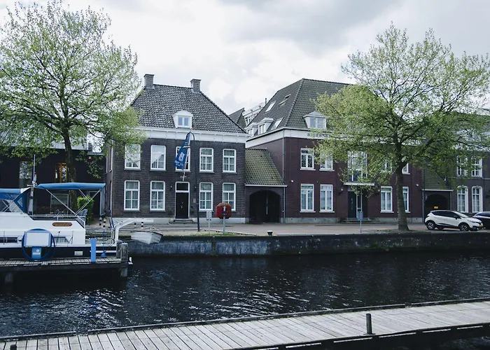 The Yard Zuidkade Hotel 4*