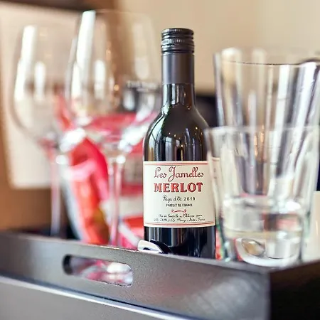 The Yard Zuidkade 4* ווכהל