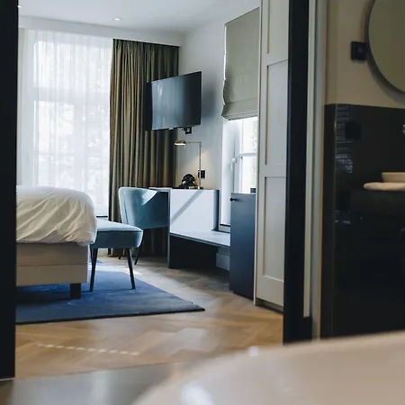 מלון The Yard Zuidkade