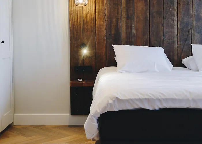 The Yard Zuidkade Szálloda Veghel